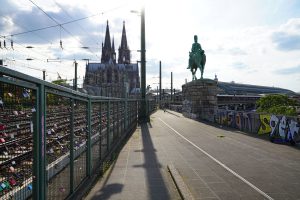 Köln - Brücke und Dom